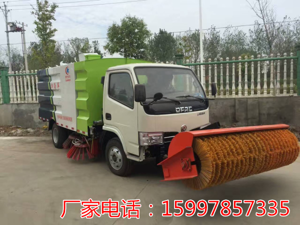 掃路車(chē)前端加裝雪滾 掃路車(chē)前端加裝雪滾